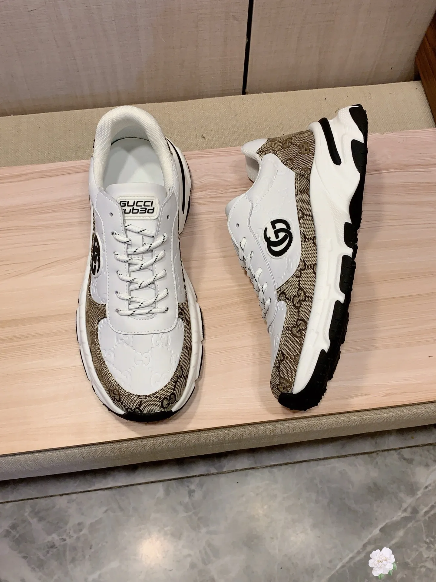Men's men's shoes💰460💰💰🎩🎩[Lightning][Lightning] "Gucci*" The latest • popular casual shoes, top brand [seduce] luxury ~ purchasing agency, top ~ quality. [Strong] The upper is made of imported breathable cowhide with material ➕ breathable sheepskin feet (•) and fine workmanship. The original stylish and stylish soft rubber wear-resistant and non-slip outsole is light and comfortable on the feet. The real thing looks better when photographed in person. Code 111: Code: 38-44, 3️⃣ colors selected